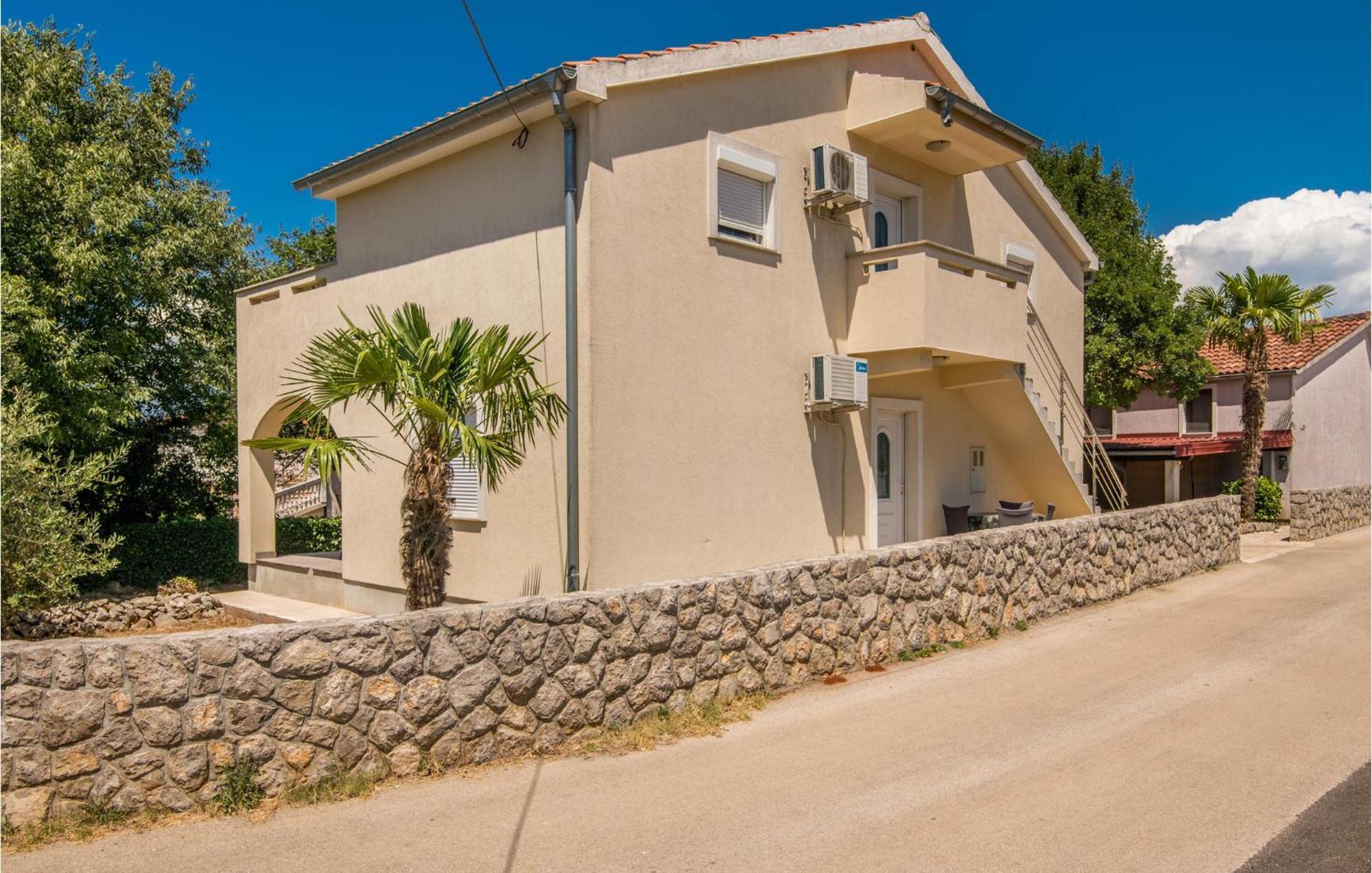 Cozy Apartment In Malinska Dubasnica With Wifi Eksteriør bilde